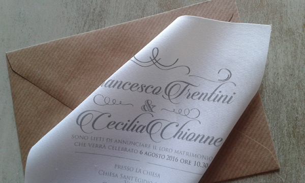 partecipazioni di matrimonio a forma di fazzoletti