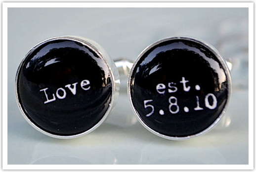 gemelli per personalizzare l'abito dello sposo